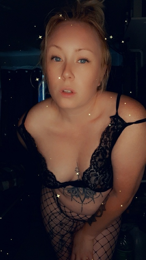 View nova_skyee OnlyFans content for free 

 picture 2