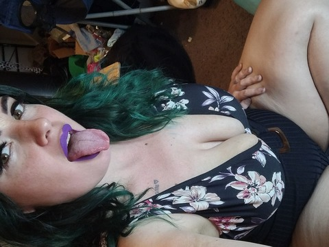 Onlyfans leaks nsfwbombchelle 

 picture 2