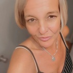 View Nub Queen (nubqueen) OnlyFans 17 Photos and 8 Videos gallery 

 picture 1