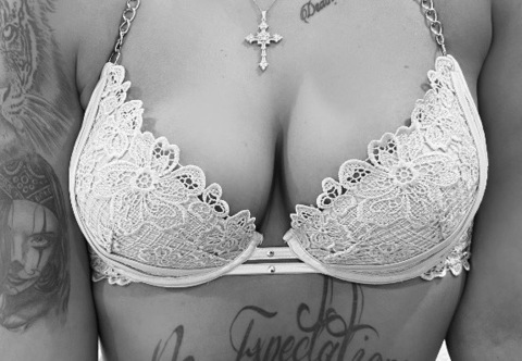 View numberonesavvyxx (Savannah-Leigh) OnlyFans 4 Photos and 2 Videos leaked 

 picture 2