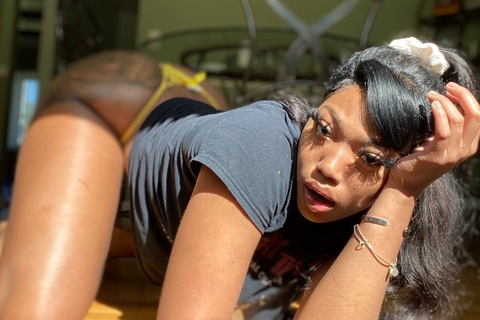 nyzhe OnlyFans Leak 

 picture 2