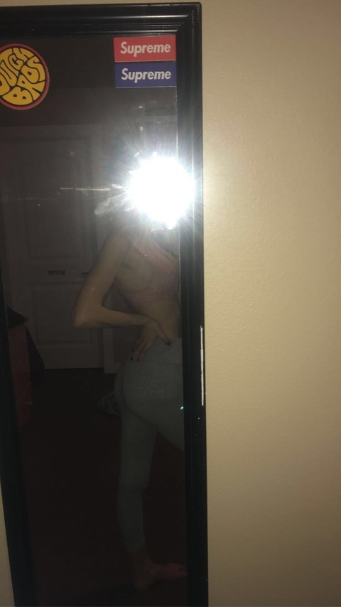 oakleyroyce OnlyFans Leaked (106 Photos and 75 Videos) 

 picture 2