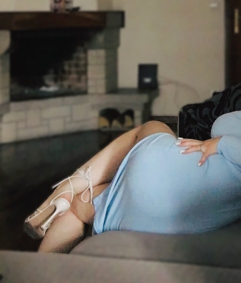 Onlyfans leak official.sweet.princess 

 picture 2