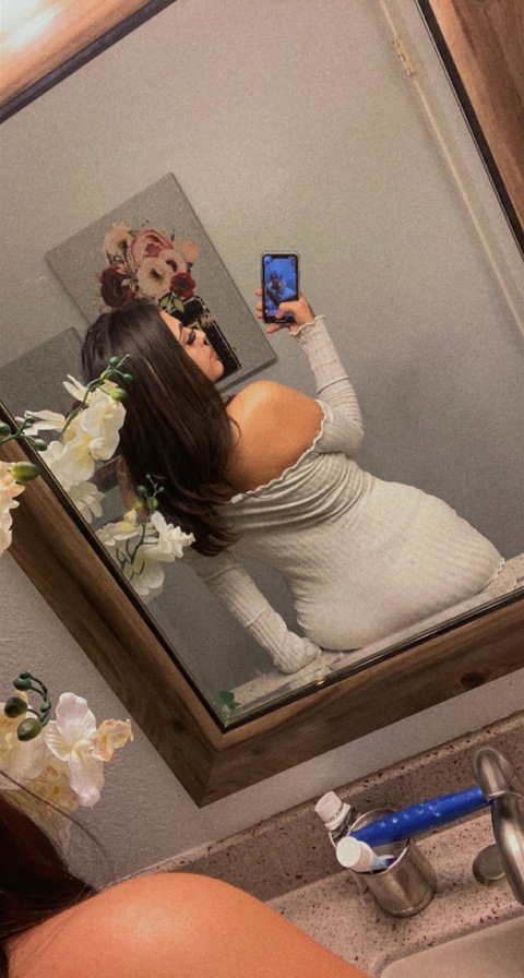 officialcarmennicole OnlyFans Leaked 

 picture 2