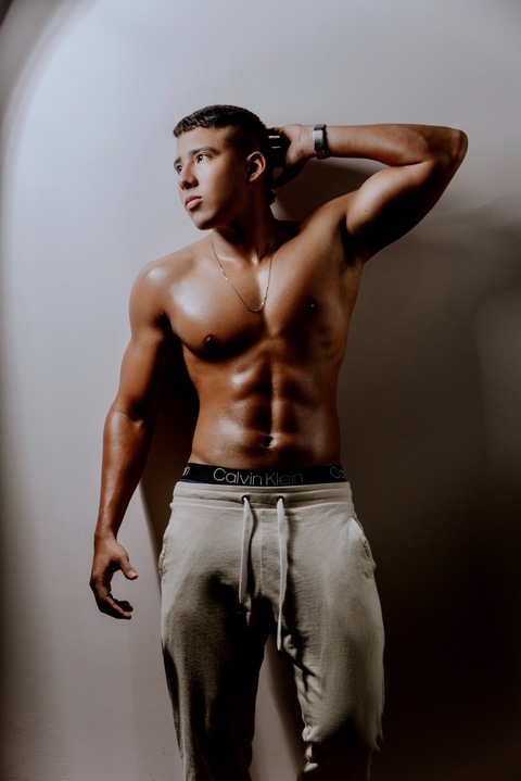 officialljr OnlyFans Leaked 

 picture 2