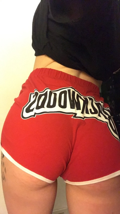 Get Free access to @officiallynnann Leaked OnlyFans 

 picture 2