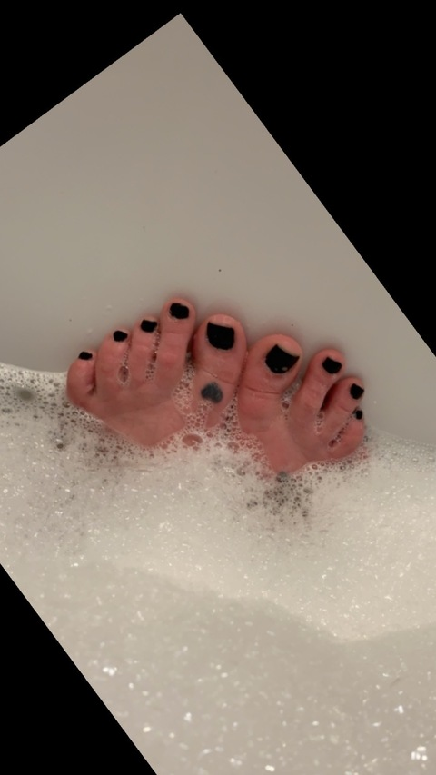 View officialwifey OnlyFans videos and photos for free 

 picture 2