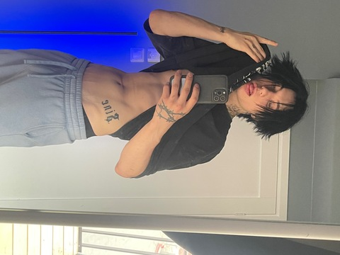 View ohprincesky (ohprincesky) OnlyFans 14 Photos and 0 Videos for free 

 picture 2