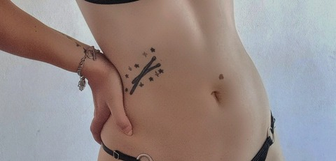 ojitos25 (Anto💜) OnlyFans Leaks 

 picture 2