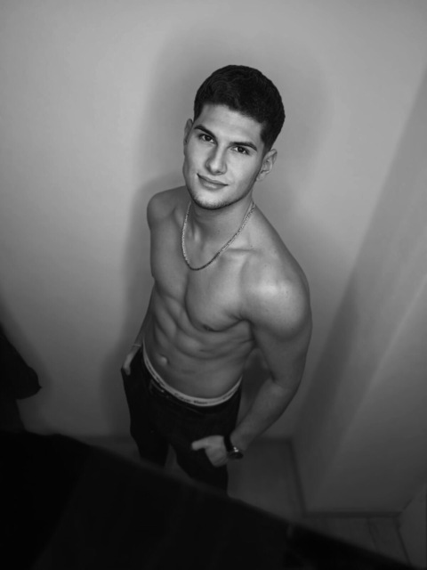 olexonio OnlyFans Leaked Photos and Videos 

 picture 2