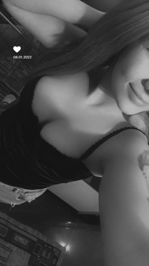Download onlyfansruxi OnlyFans content for free 

 picture 2