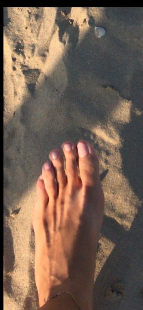 Download onlyfeet01234 OnlyFans videos and photos for free 

 picture 2