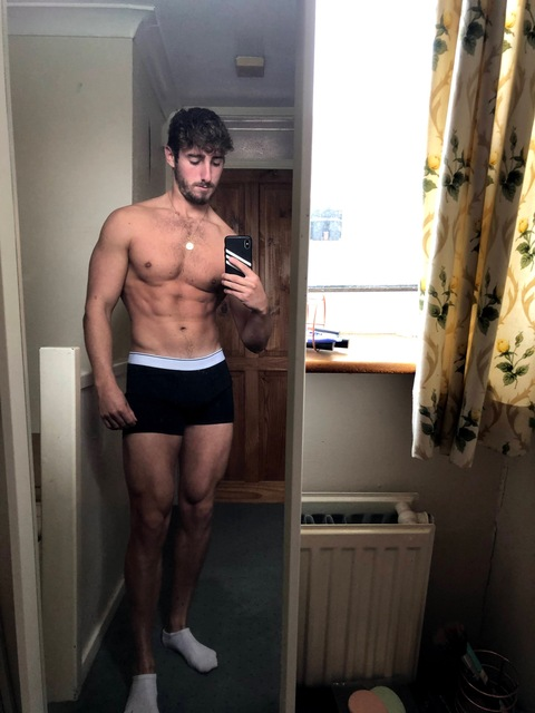 View onlygeorgefitness (George Harris) OnlyFans 43 Photos and 16 Videos leaks 

 picture 2