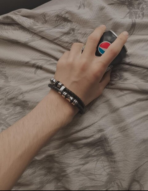 onlyhandpics (OnlyHands) OnlyFans Leaked Content 

 picture 2