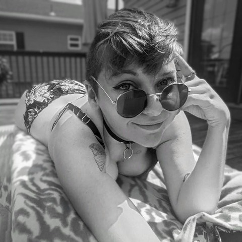 Onlyfans leak onlymaebee 

 picture 2