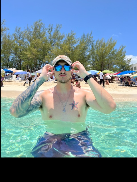 onlypapichris (Papi Chris) free OnlyFans Leaked Content 

 picture 2