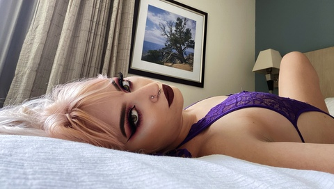 View onlyqueenica OnlyFans videos and photos for free 

 picture 2
