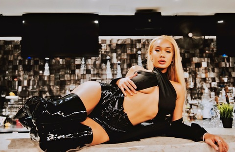 originalbaddee OnlyFans Leaks (1 Photos and 9 Videos) 

 picture 2