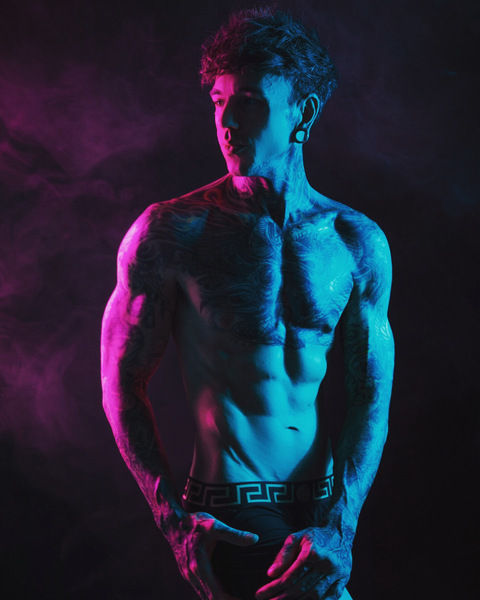 oscarwylde (Oscar Wylde) free OnlyFans Leaked Pictures and Videos 

 picture 2
