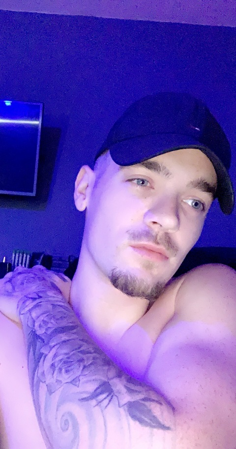 View paddyboii7843 OnlyFans videos and photos for free 

 picture 2