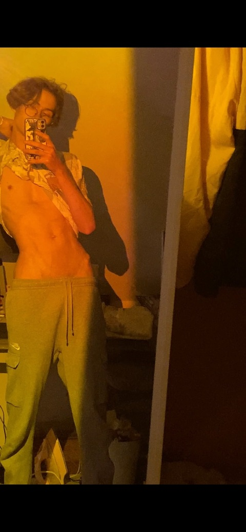 Onlyfans leaks paetti69 

 picture 2