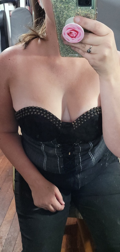 @pandorastarr leak Onlyfans videos free 

 picture 2
