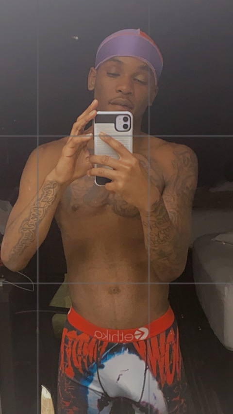 paperchaser22_ (FlyAssTayy) OnlyFans Leaked Pictures and Videos 

 picture 2