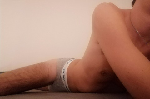 View paris_minet_gay (Théo p'tit minet) OnlyFans 165 Photos and 118 Videos leaks 

 picture 2