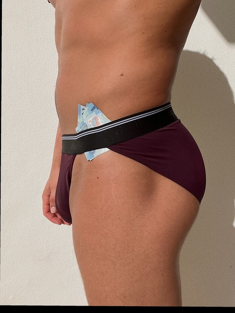 View CARSi (partywithcarsi) OnlyFans 126 Photos and 20 Videos leaks 

 picture 2