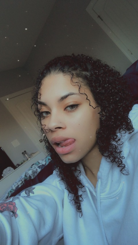 passionatetingz OnlyFans Leaked 

 picture 2
