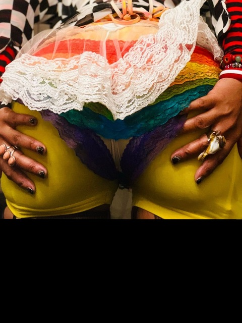 patchezclownz_vip OnlyFans Leak (512 Photos and 118 Videos) 

 picture 2