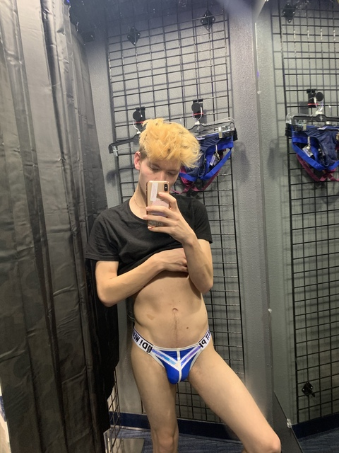 View patrich_starr OnlyFans content for free 

 picture 2