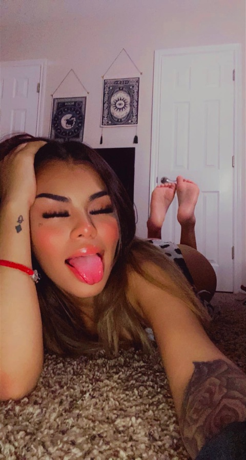 View Baby 🧚‍♀️✨ (paybabydiamond) OnlyFans 27 Photos and 16 Videos for free 

 picture 2