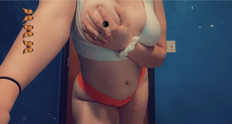peaceandbooty OnlyFans Leaks (36 Photos and 18 Videos) 

 picture 2