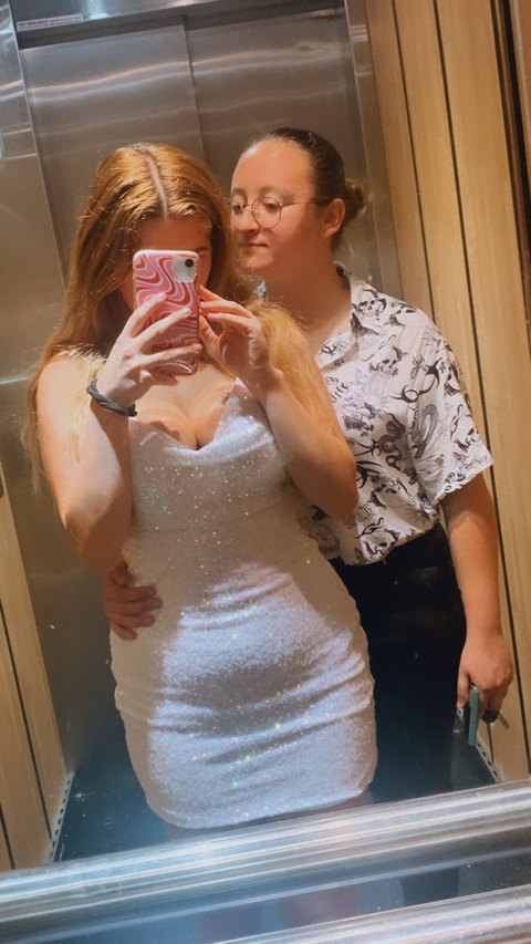 peachvi OnlyFans Leaks 

 picture 2