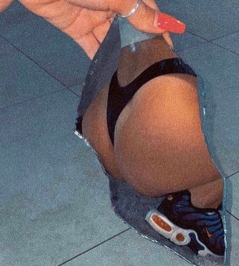 Onlyfans free content peachykushh 

 picture 2