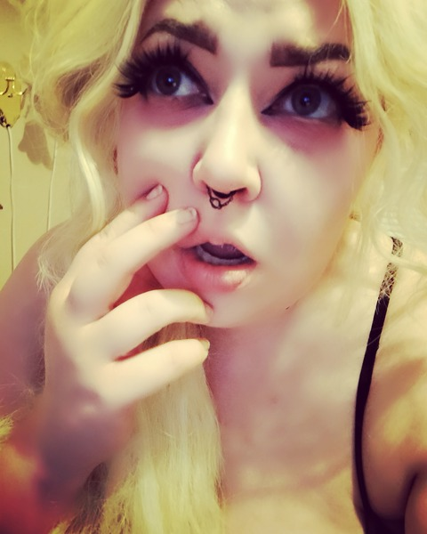 Onlyfans leaks pebbypebbles 

 picture 2