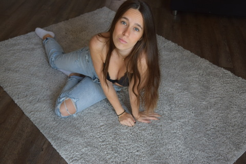 Onlyfans leaked peeaarly 

 picture 2