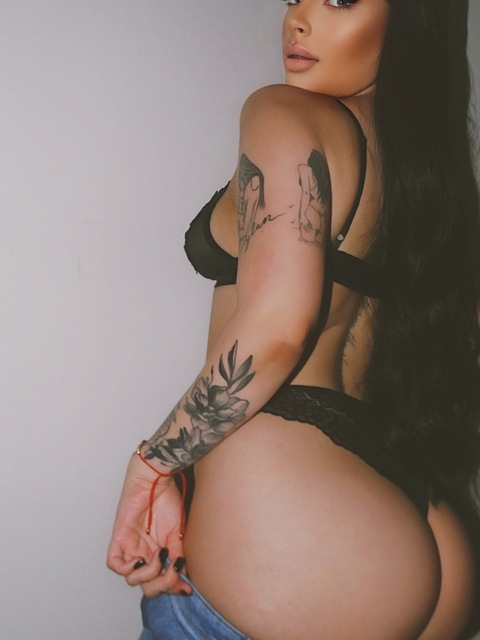 penelopecasanola OnlyFans Leak 

 picture 2