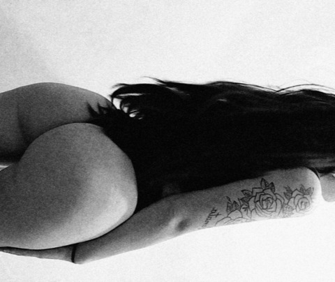 View penneloope OnlyFans videos and photos for free 

 picture 2