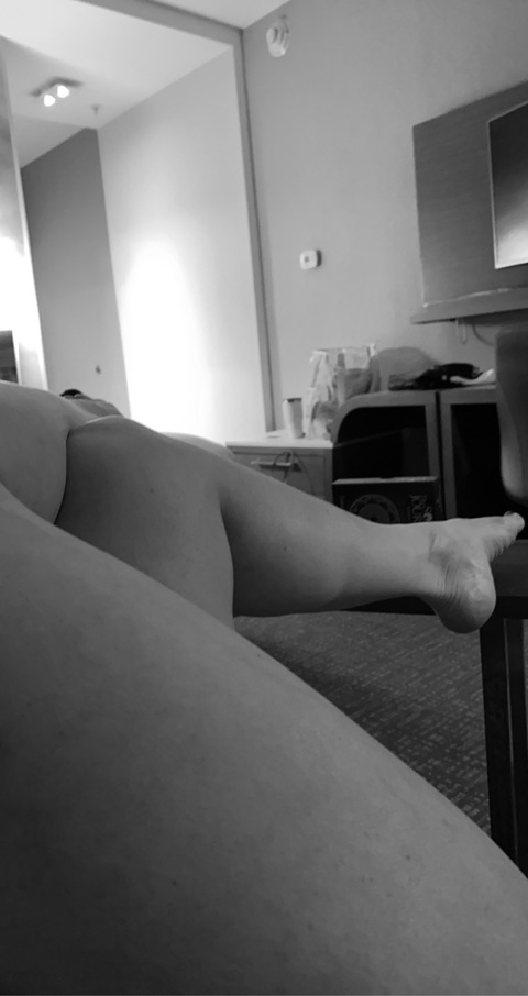View pennyloo2 OnlyFans content for free 

 picture 2