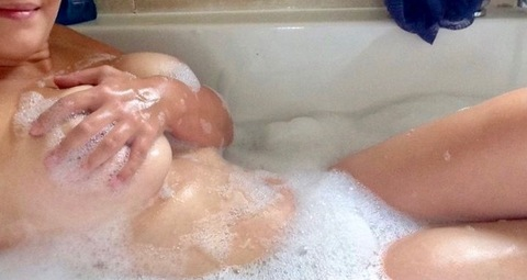 petite-treatgf OnlyFans Leaked 

 picture 2