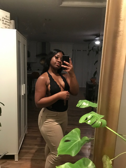 Download petite_yana OnlyFans content free 

 picture 2