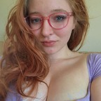 petitecurvycanadianfree (Vesi) OnlyFans Leaked Content 

 picture 1
