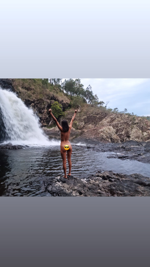 petitepleasures (Bella) OnlyFans Leaks 

 picture 2