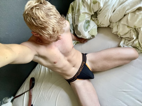 View petitwunk (Petitwunk) OnlyFans 58 Photos and 26 Videos leaks 

 picture 2