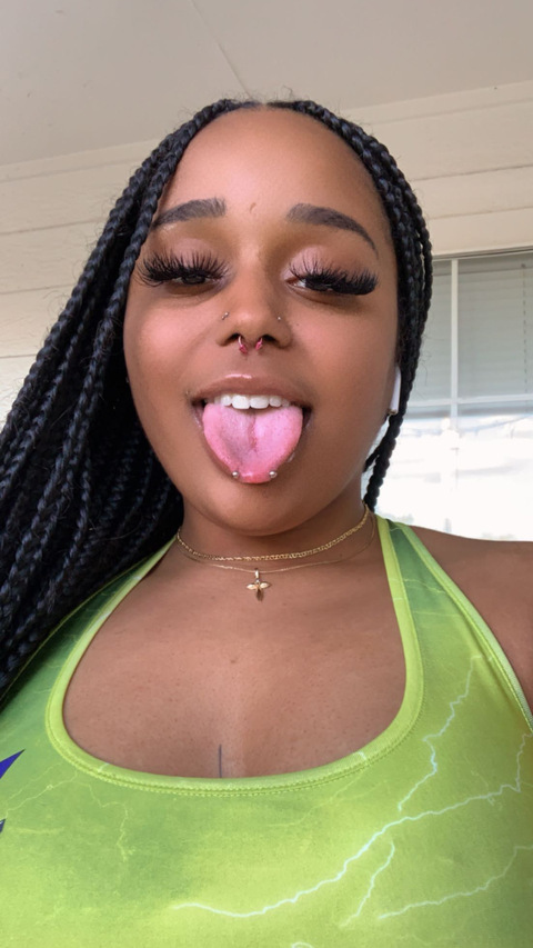 View Nastynastynasty (phatbootybelle) OnlyFans 9 Photos and 18 Videos leaks 

 picture 2