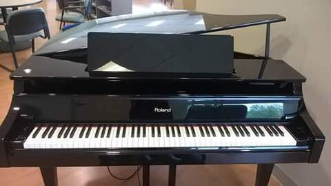 pianogod (PianoGod) OnlyFans Leaks 

 picture 2
