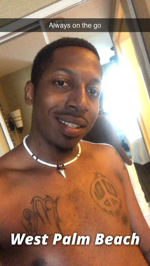 View Carter (pigesus) OnlyFans 12 Photos and 14 Videos for free 

 picture 2
