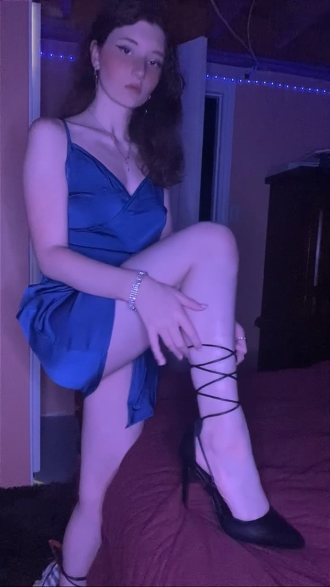 Onlyfans leaked pill0w.princess 

 picture 2